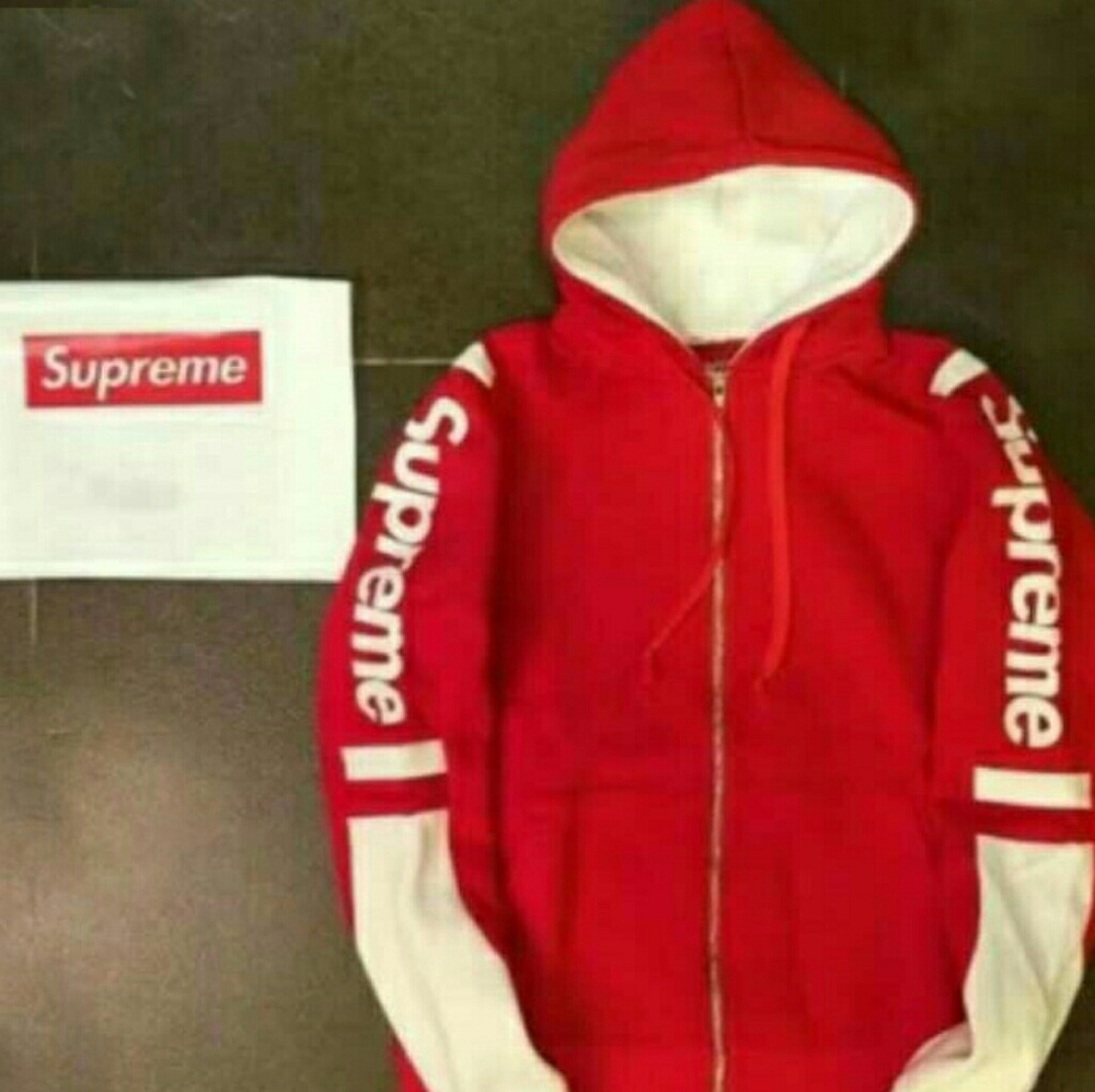 Supreme hoodie